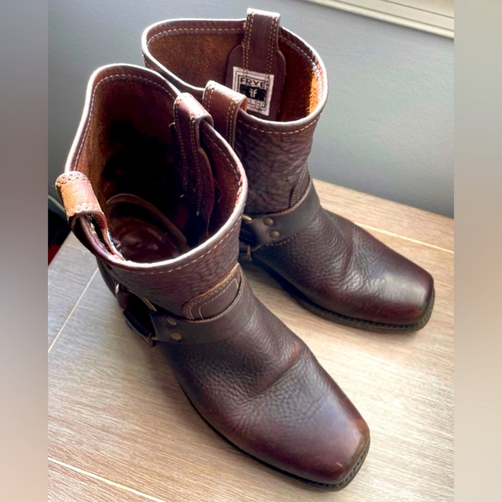 COPY - Frye Harness 8R Women’s boots size 9